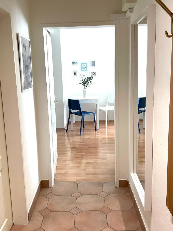 Cosy Apartment Near Schoenbrunn & Meidlinger Market Виена Екстериор снимка