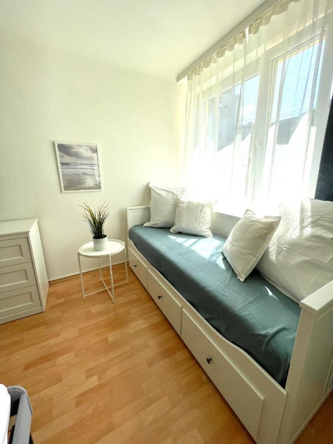 Cosy Apartment Near Schoenbrunn & Meidlinger Market Виена Екстериор снимка