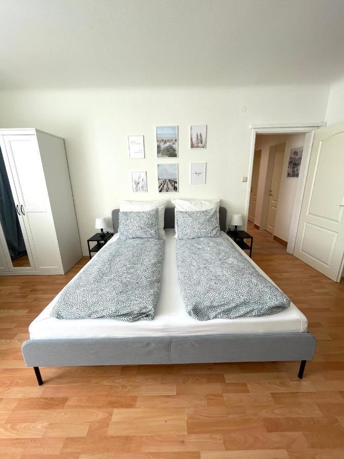 Cosy Apartment Near Schoenbrunn & Meidlinger Market Виена Екстериор снимка